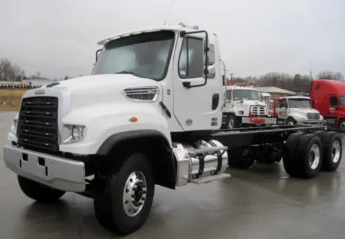 Freightliner 114SD.