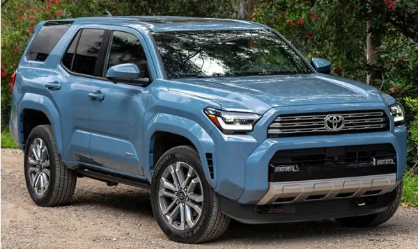 Toyota 4Runner HEV. Camioneta SUV Mediana H&iacute;brida.