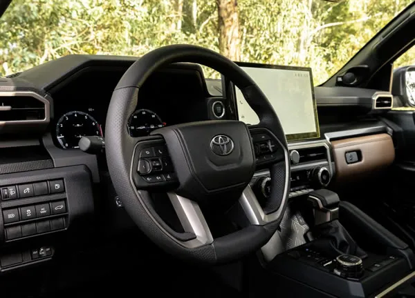 Panel de instrumentos de la Toyota 4Runner HEV.