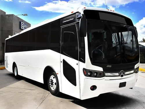 Autob&uacute;s Mercedes-Benz AYCO Cosmopolitan.