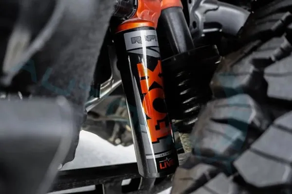 Detalle del amortiguador FOX&reg; de la Ford Bronco Raptor.