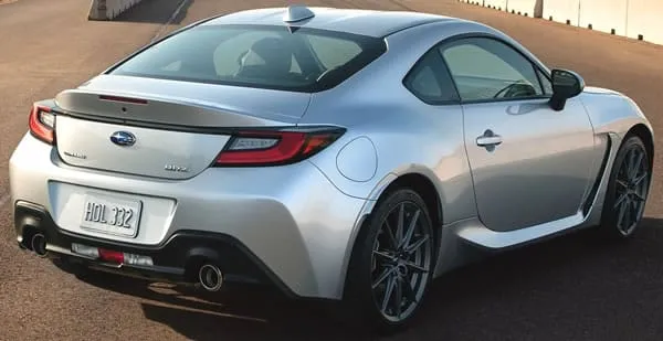 Subaru BRZ vista trasera.