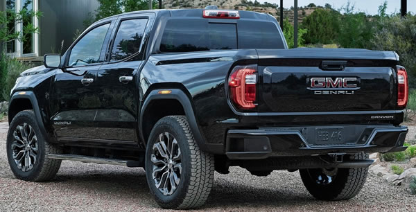 GMC Canyon Vista trasera. GMC Canyon Vista trasera.