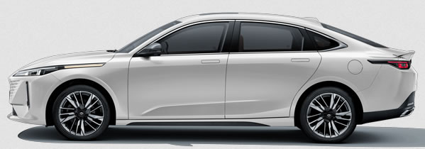 Vista lateral del Changan EADO Plus. Vista lateral del Changan EADO Plus.