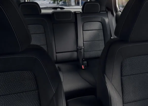 Cabina y asientos de la Chevrolet Equinox EV.