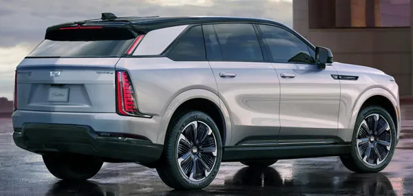 Vista trasera y lateral de la Cadillac Escalade IQ.