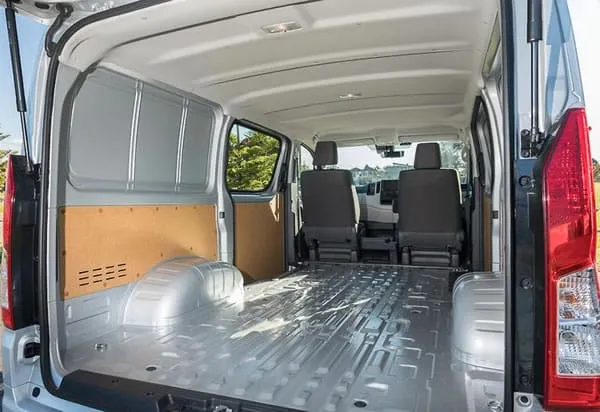 Area de carga de la Toyota Hiace Panel Superlarga.
