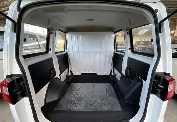 Area de carga interior de la Changan Honor S Cargo.