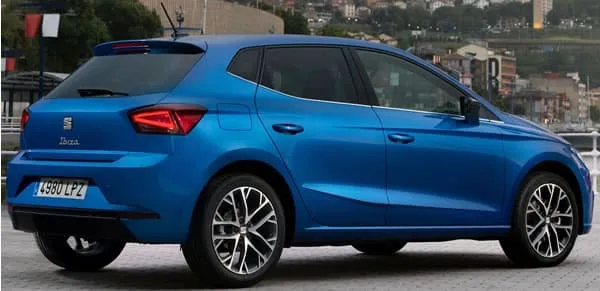 SEAT Ibiza vista trasera.