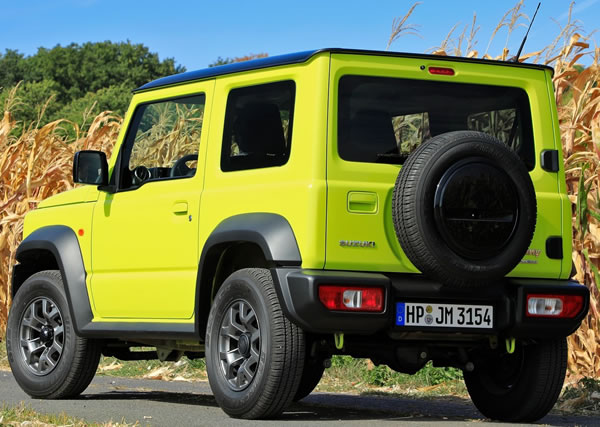 Suzuki Jimny vista trasera.