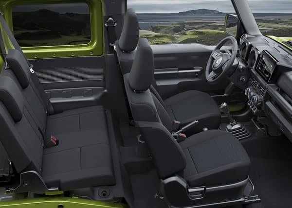 Interior y asientos de la Suzuki Jimny.