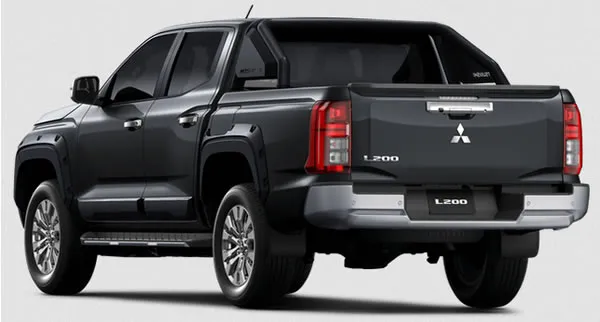 Vista trasera y lateral de la Mitsubishi L200.