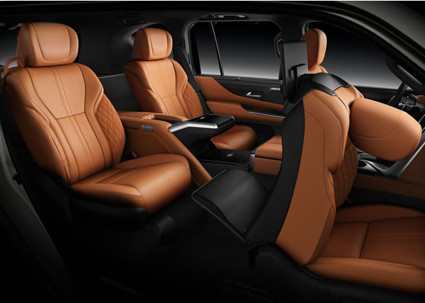 Interior y asientos de la Lexus LX.