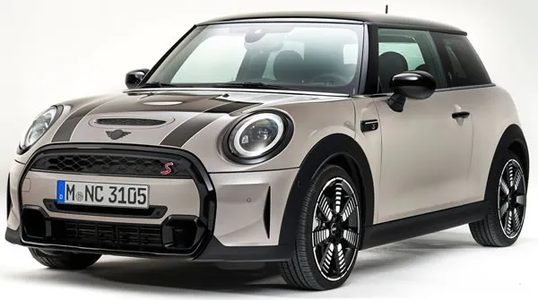 MINI Cooper 3 Puertas auto tipo hatchback tama&ntilde;o sub-compacto.