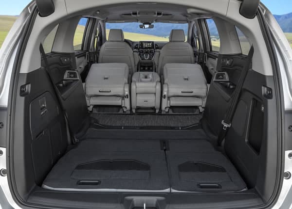 Interior y espacio de cajuela de la Honda Odyssey.
