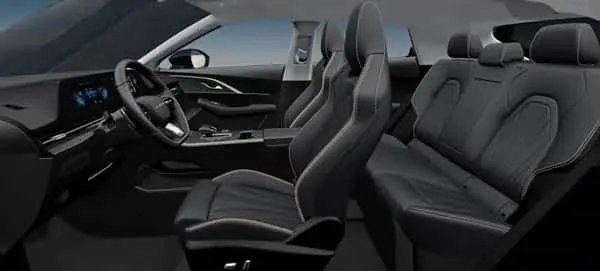 Asientos traseros de la OMODA C5.