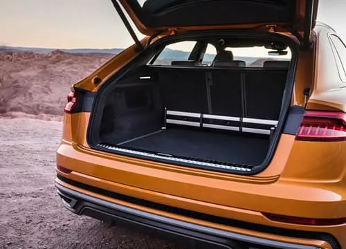 Cajuela de carga de la Audi Q8.