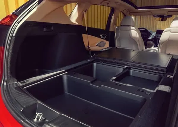 Asientos traseros e interior de la Acura RDX.