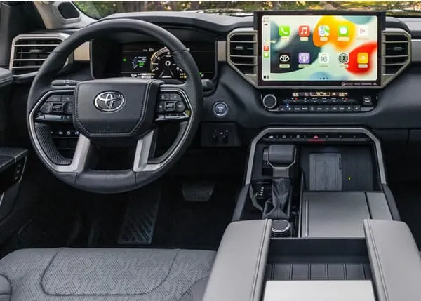 Tablero de instrumentos de la Toyota Sequoia.