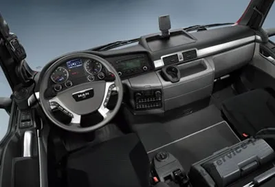 Cabina interior tractocami&oacute;n MAN TGX 26.480.