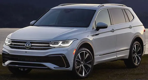 Volkswagen Tiguan Camioneta SUV Tama&ntilde;o Mediano.