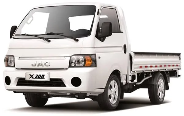 JAC X200 Chasis Cabina con aplicaci&oacute;n de batea de baja altura.