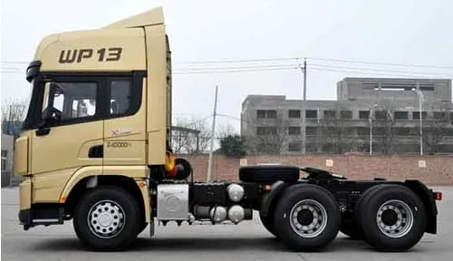 Tracto-cami&oacute;n SHACMAN X3000 a GNC.