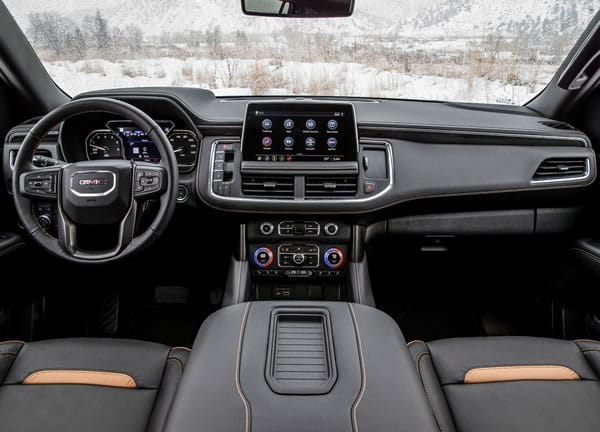 Tablero de instrumentos de la GMC Yukon. Tablero de instrumentos de la GMC Yukon.