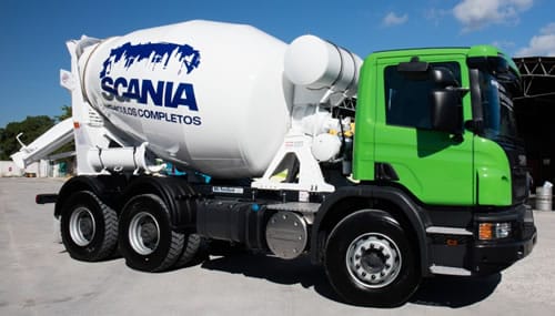 Camión SCANIA con aplicación de olla revolvedora de cemento o concreto.