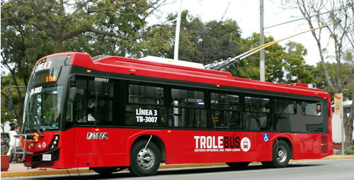 Autobús tipo trolebus para sistema BRT marca DINA Ridder E.
